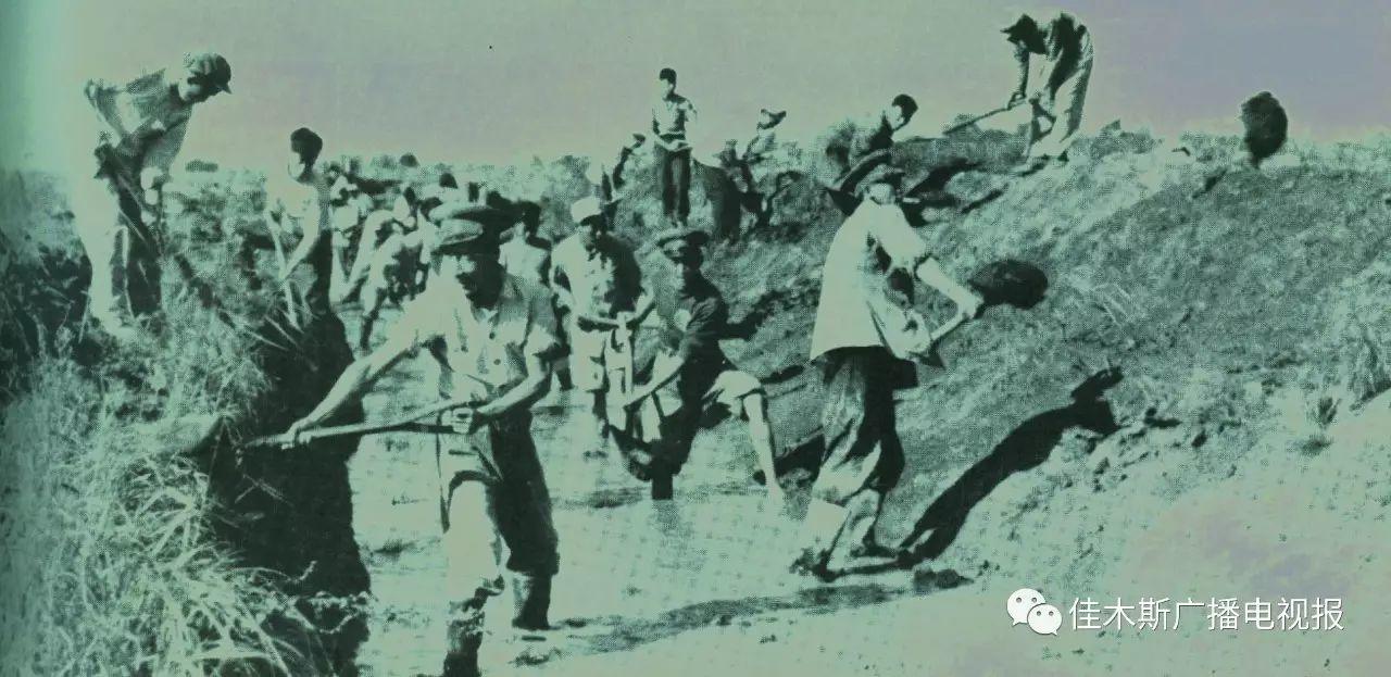 1958年，十万官兵转业到佳木斯开发北大荒
