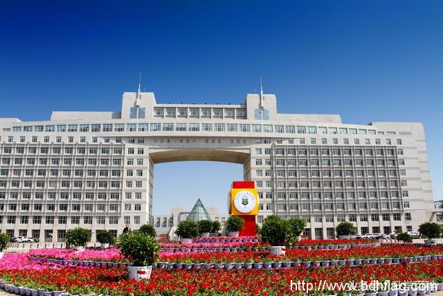 全国唯一一所农垦大学,始于北大荒开发,王震将军任第一任校长! 全国唯一一所农垦大学,始于北大荒开发,王震将军任第一任校长!
