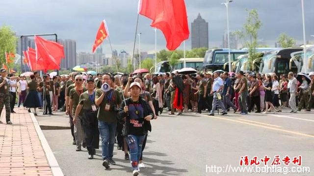 纪念中国人民解放军铁道兵成立70周年暨铁道兵纪念园揭幕仪式在哈尔滨隆重举行